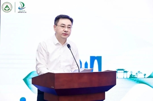 1690531398472717.jpg 四届东北林业大学全国校友创新创业大赛1.jpg