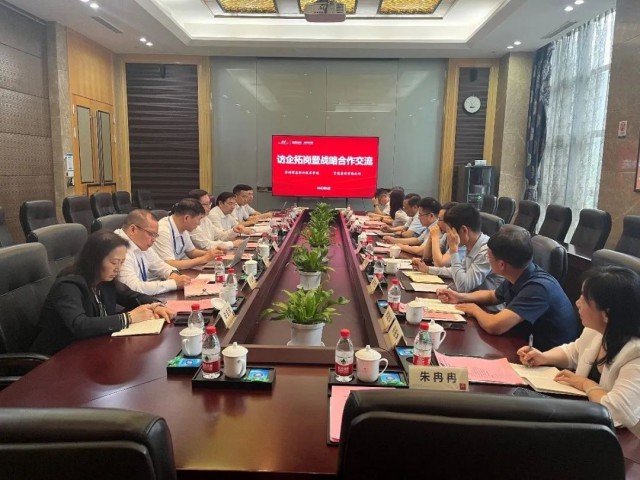 全市高校多措并举促进毕业生高质量充分就业3.jpg