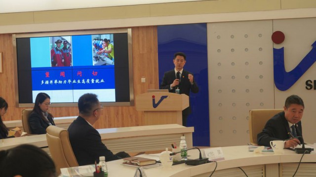 全市高校多措并举促进毕业生高质量充分就业1.jpg