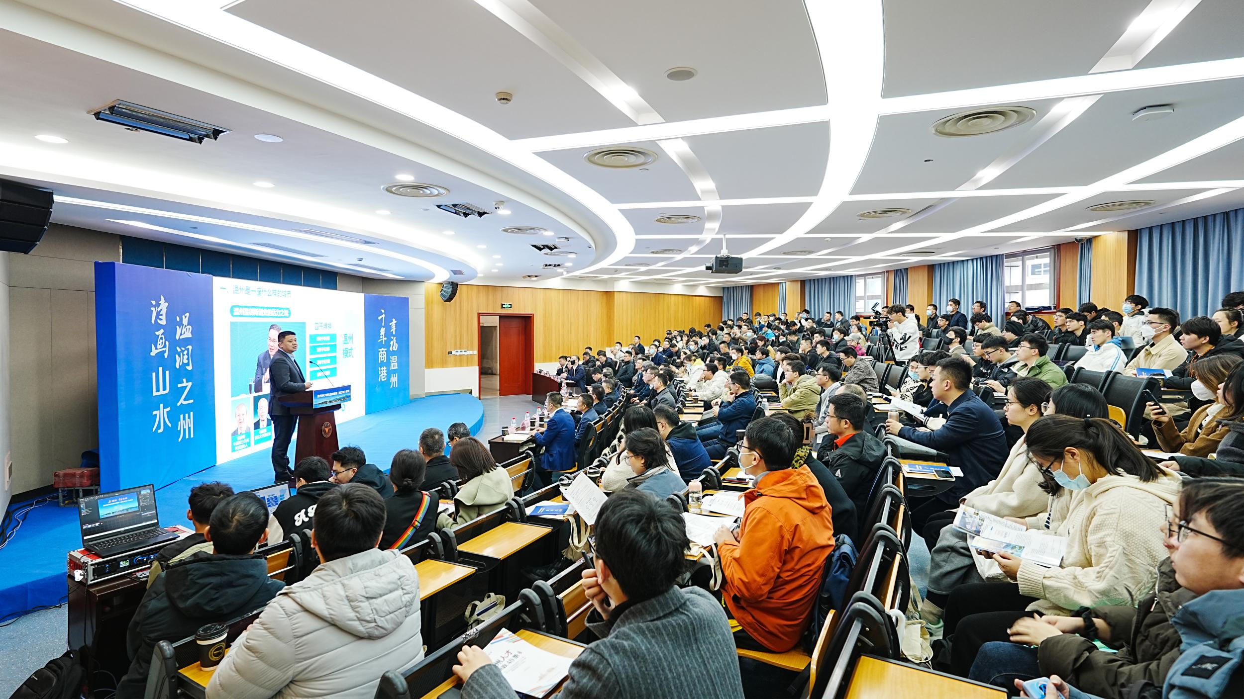 集聚青年人才5万多！大孵化集群为大学生创新创业筑巢铺路5.jpg