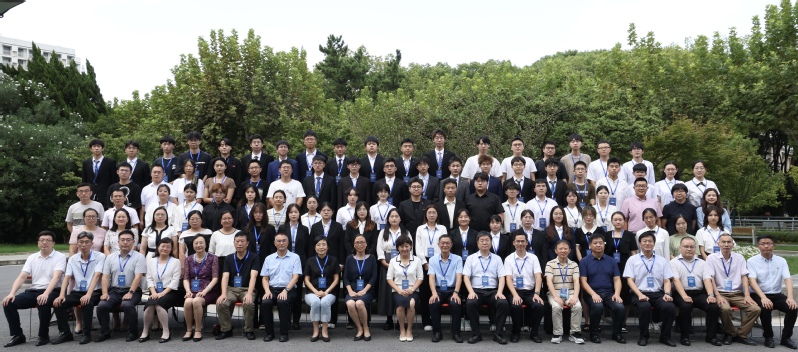 第三届全国大学生高分子材料创新创业大赛落幕3.jpg