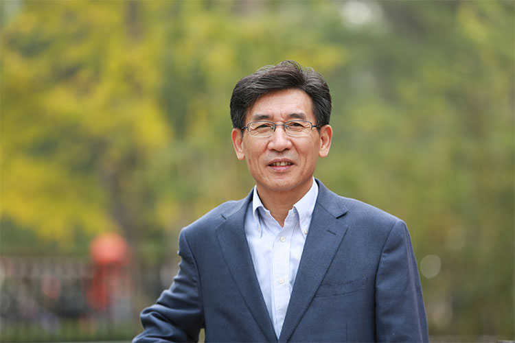 薛其坤获巴克利奖，系首位获得该国际大奖的中国籍物理学家.jpg