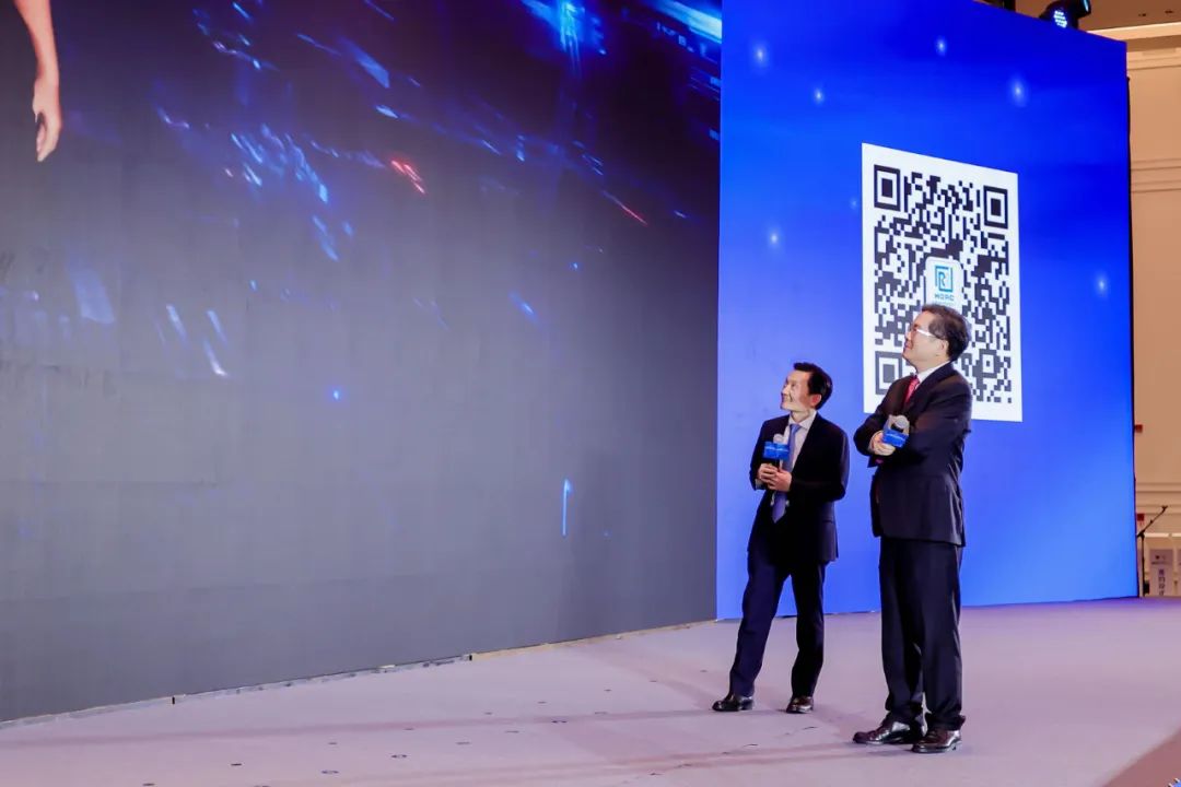 “海聚英才·筑梦中国”杭州海归创业大会暨海创会十五周年成果展在杭举行3.jpg