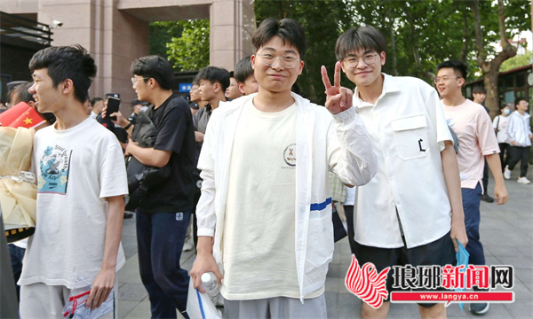 1699412590253184.jpeg 山东2024年高考报名9日开始 夏季高考科目仍为“3+3” 外语听……1.jpeg