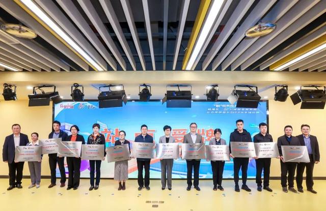 1699598568528104.jpeg 打造15分钟就业服务圈,将就业服务送到家门口.jpeg