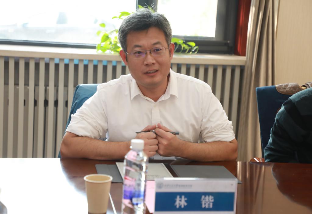 南开大学继续教育学院来校调研交流2.jpg