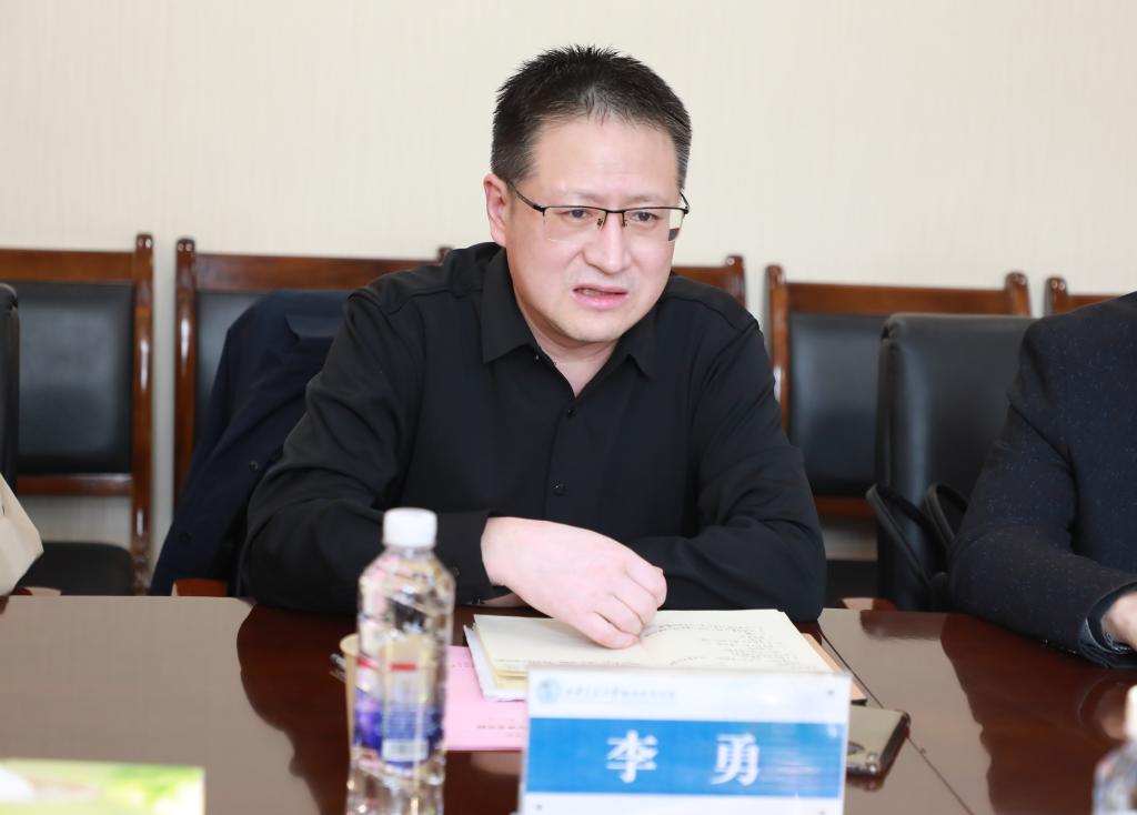 南开大学继续教育学院来校调研交流1.jpg