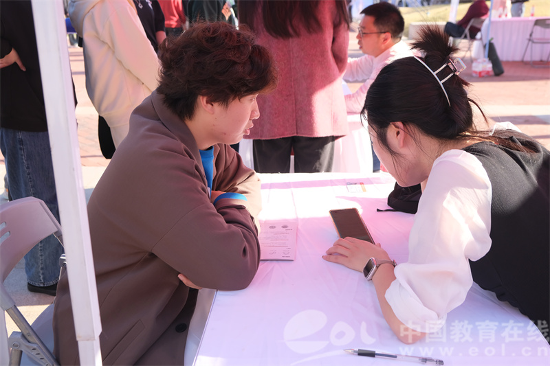 中国计量大学现代科技学院举办2023年秋季校园综合招聘会9.jpg