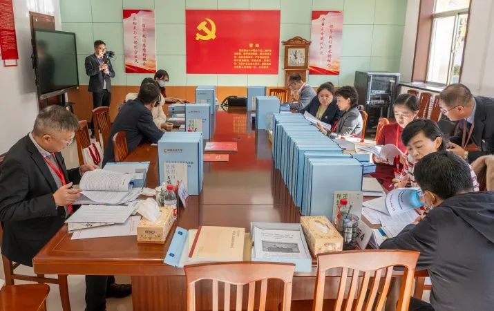 国家开放大学、教育部教育质量评估中心来我市开展办学实地评估1.jpg