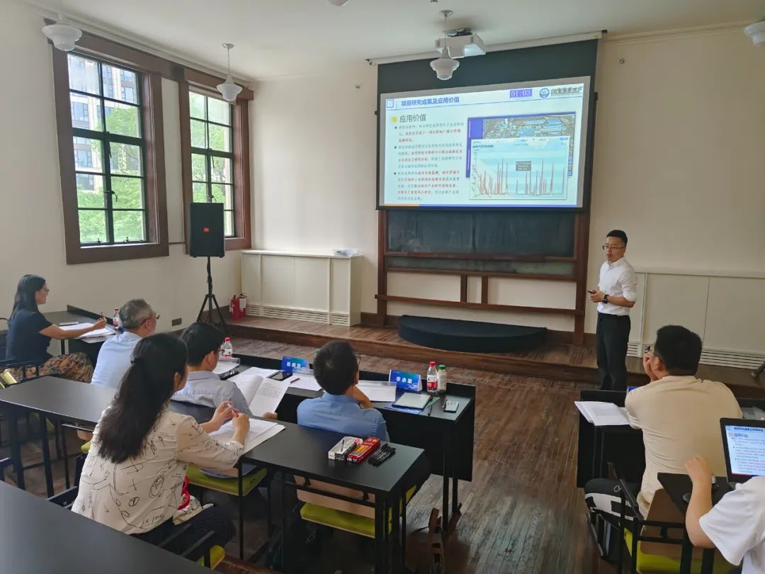 1701833948726386.jpeg 上海虹口:@海归们,快来拿“礼包”!2.jpeg