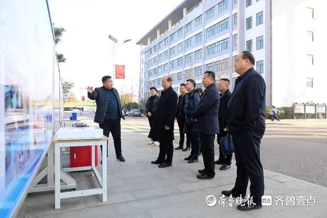 山东省高等教育管理科学研究会产教融合研究院到枣庄理工学校调研.jpeg