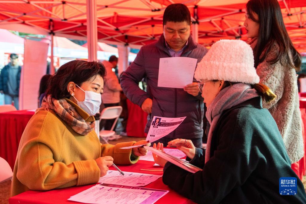 湖南举办2024届高校毕业生专场招聘会2.jpg