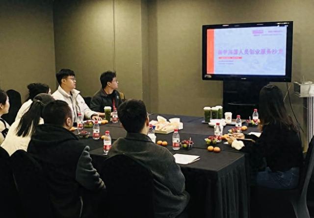 推进园区创业指导 助力人才落户扎根.jpeg