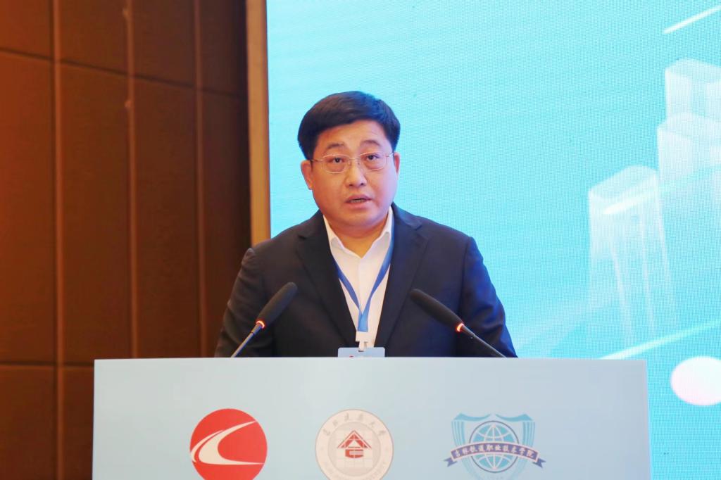 1703214746416629.jpg 吉林智慧轨道交通行业产教融合共同体成立大会在吉林市召开6.jpg