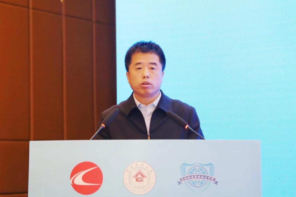 1703214751870191.jpg 吉林智慧轨道交通行业产教融合共同体成立大会在吉林市召开5.jpg