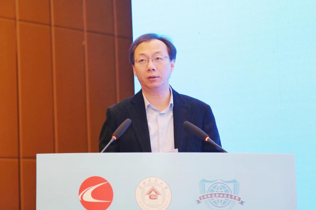 1703214761335159.jpg 吉林智慧轨道交通行业产教融合共同体成立大会在吉林市召开3.jpg