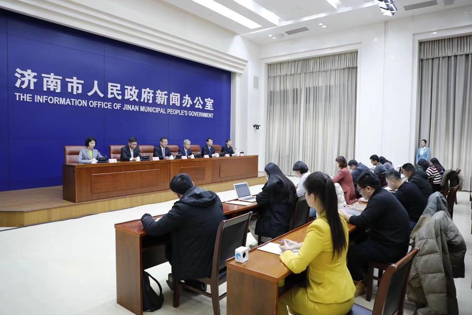 1704349057823942.jpg 济南加强返乡入乡创业政策扶持,个人贷款最高60万元.jpg