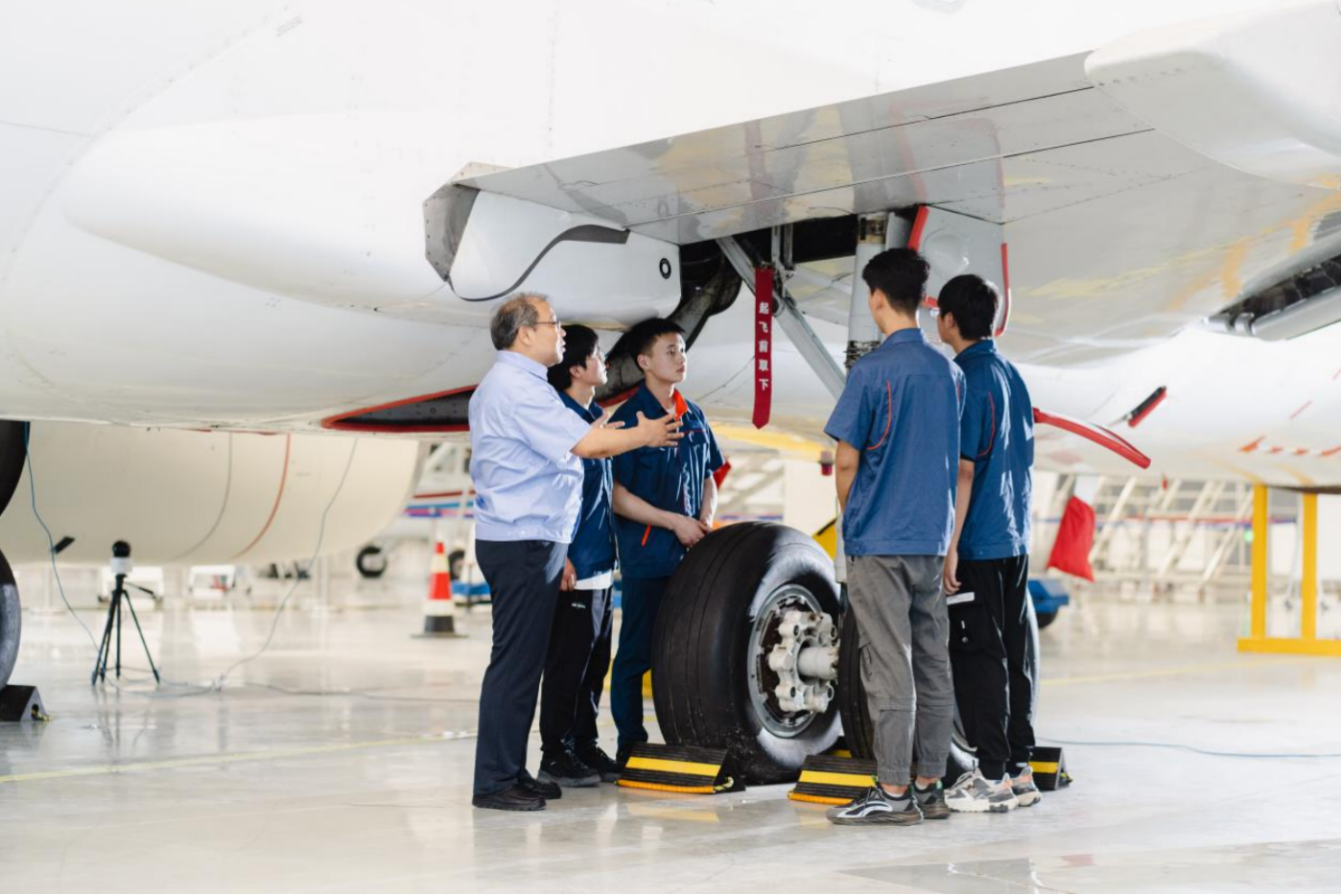 西安航空职业技术学院：擦亮“阎良航空工匠”品牌  打造就业创业“金名片”4.png