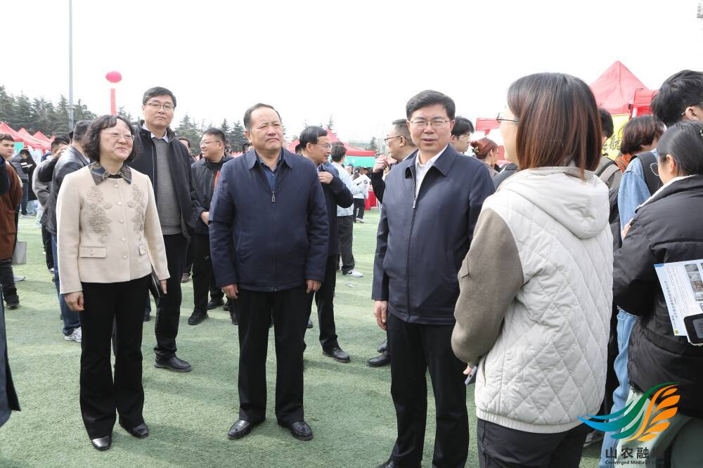 山东农业大学举办“职通央企”山东省高校毕业生央企就业专项活动2.jpeg